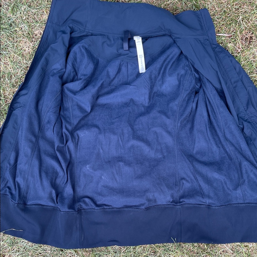 Lululemon Jacket - Picture 3 of 7
